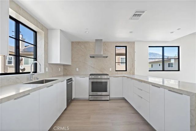 200 S 2nd Avenue C, Arcadia, CA 91006