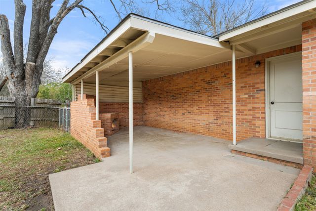 921 E Barbara Street, Tyler, TX 75701