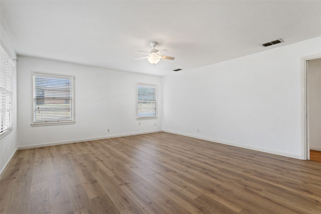 921 E Barbara Street, Tyler, TX 75701