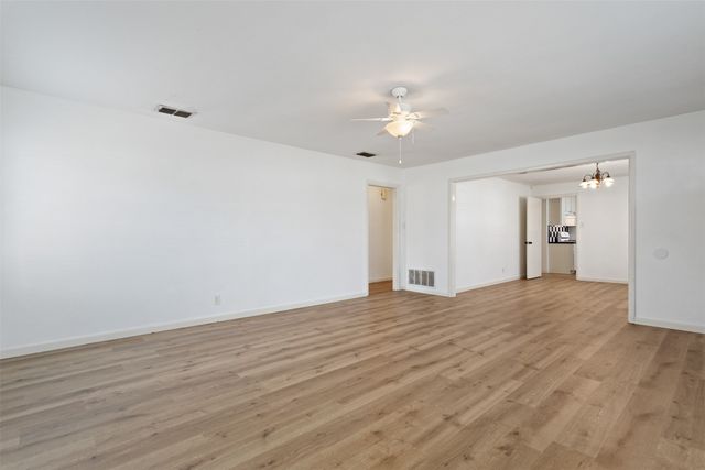 921 E Barbara Street, Tyler, TX 75701