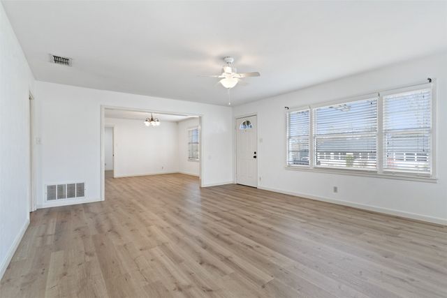 921 E Barbara Street, Tyler, TX 75701