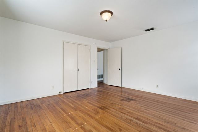 921 E Barbara Street, Tyler, TX 75701