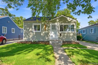 27320 Delton Street, Madison Heights, MI 48071