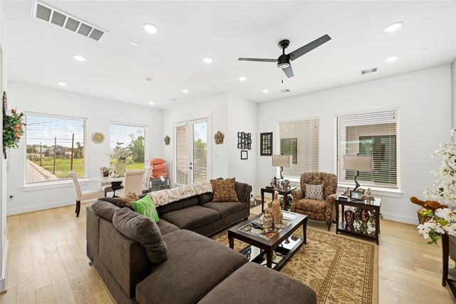 2502 Tuam Street, Houston, TX 77004