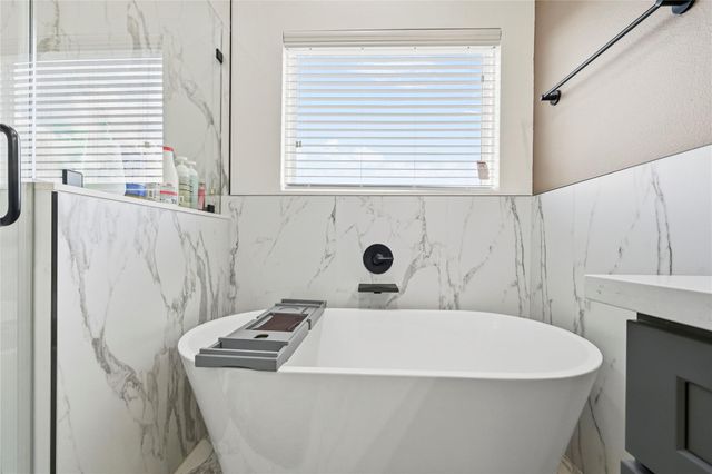 2502 Tuam Street, Houston, TX 77004