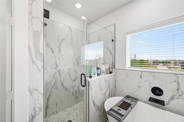 2502 Tuam Street, Houston, TX 77004