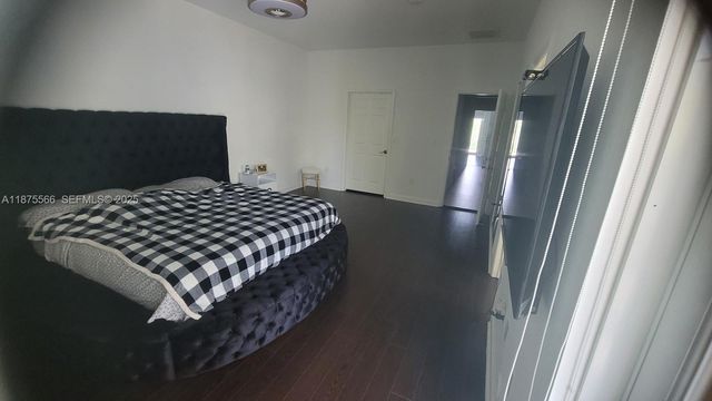 7414 NW 107th Court, Doral, FL 33178