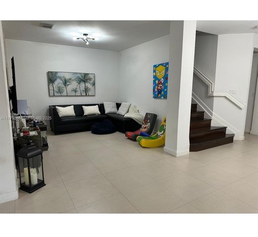 7414 NW 107th Court, Doral, FL 33178