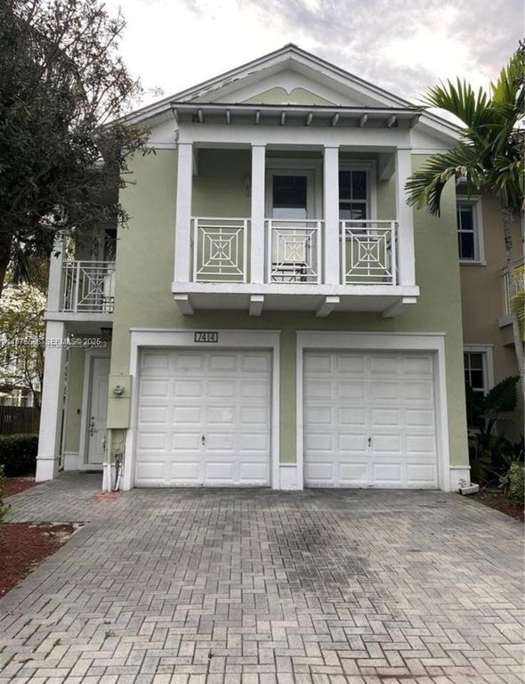 7414 NW 107th Court, Doral, FL 33178
