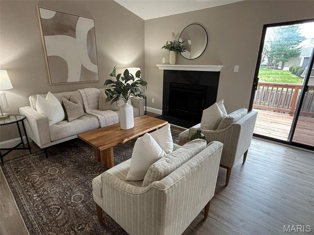 1756 Pineberry Court, St Louis, MO 63146