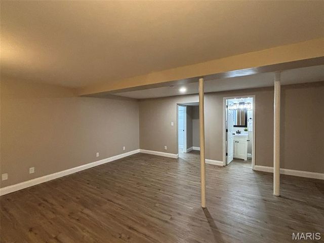 1756 Pineberry Court, St Louis, MO 63146