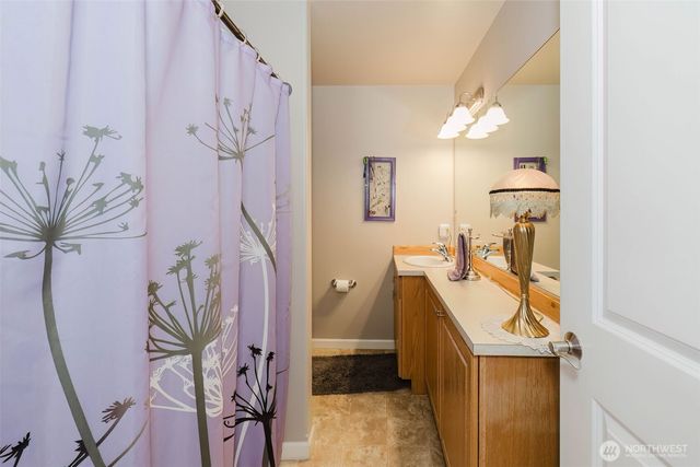 221 Farragut Avenue, Port Orchard, WA 98366