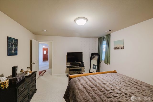 221 Farragut Avenue, Port Orchard, WA 98366