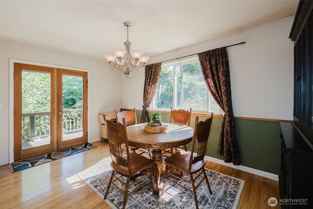 221 Farragut Avenue, Port Orchard, WA 98366