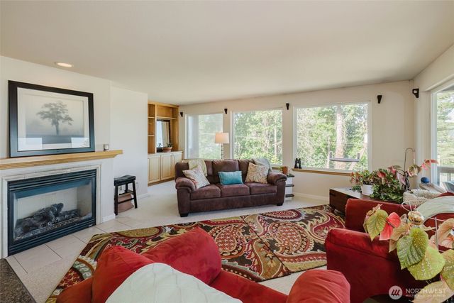 221 Farragut Avenue, Port Orchard, WA 98366