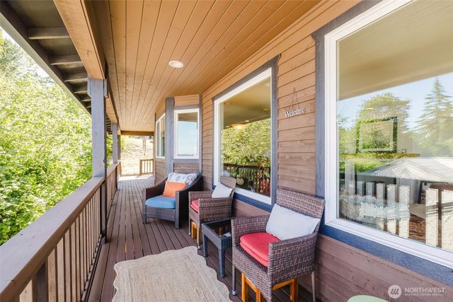 221 Farragut Avenue, Port Orchard, WA 98366