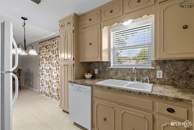 4822 SONORA DRIVE, Wichita Falls, TX 76310