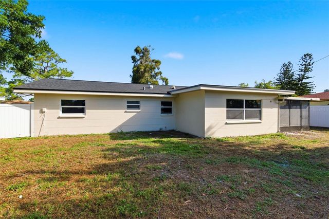 2860 64TH TERRACE S, St Petersburg, FL 33712