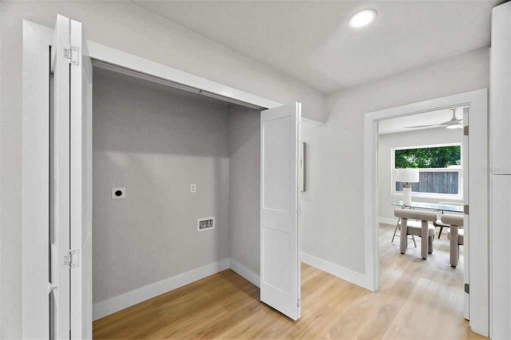 Image 11 of property listing at 2860 64TH TERRACE S, St Petersburg, FL 33712