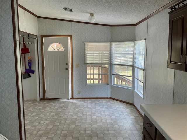 1951 Lanier Drive, Waycross, GA 31503