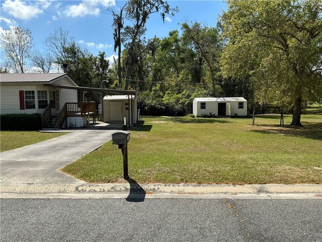 1951 Lanier Drive, Waycross, GA 31503