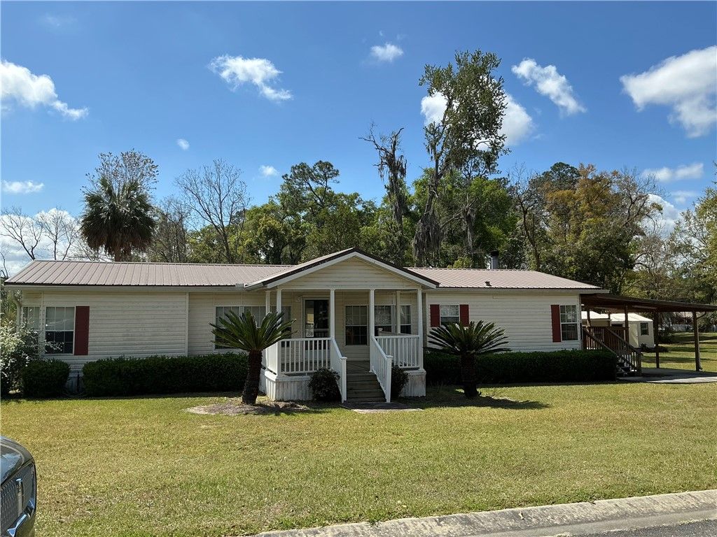 1951 Lanier Drive, Waycross, GA 31503