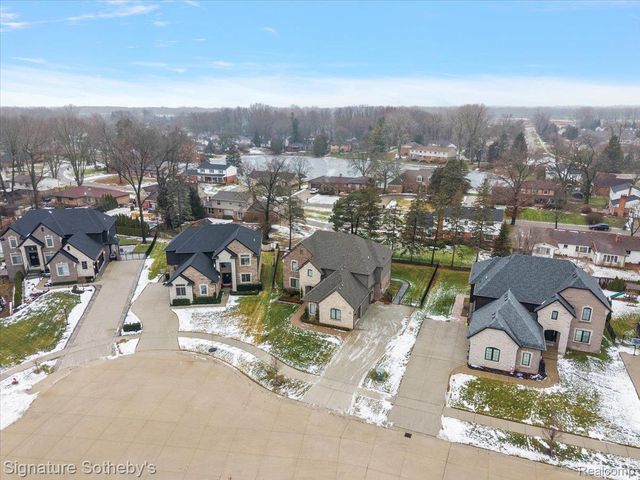 54085 Deadwood Lane, Shelby Charter Township, MI 48316