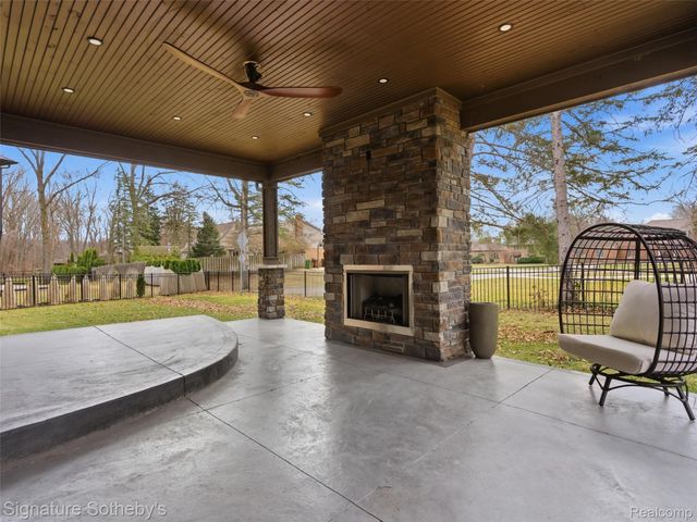 54085 Deadwood Lane, Shelby Charter Township, MI 48316