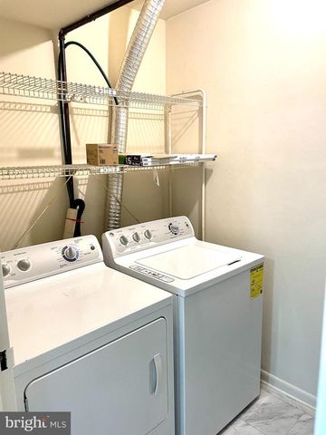 1 KERWICK CT, North Wales, PA 19454