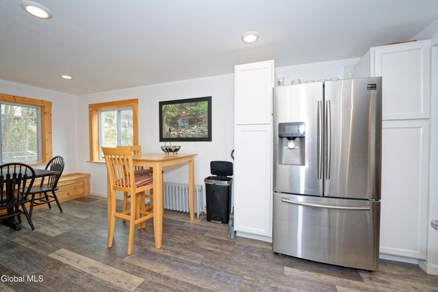 941 6th St Street, Rensselaer, NY 12144