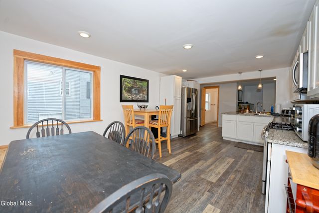 941 6th St Street, Rensselaer, NY 12144