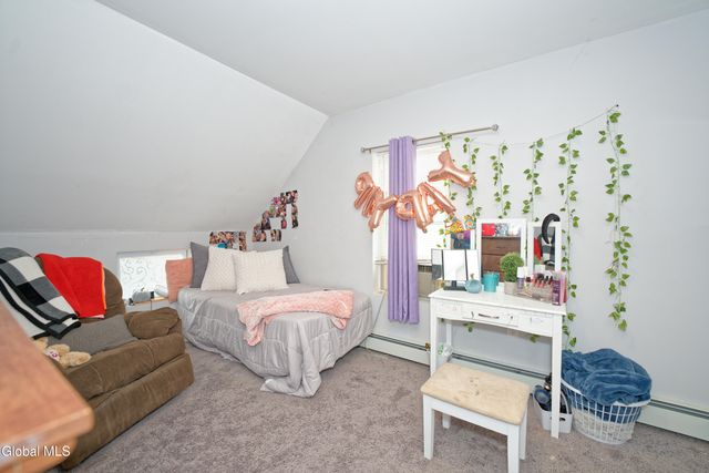 941 6th St Street, Rensselaer, NY 12144