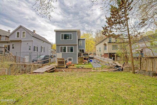 941 6th St Street, Rensselaer, NY 12144