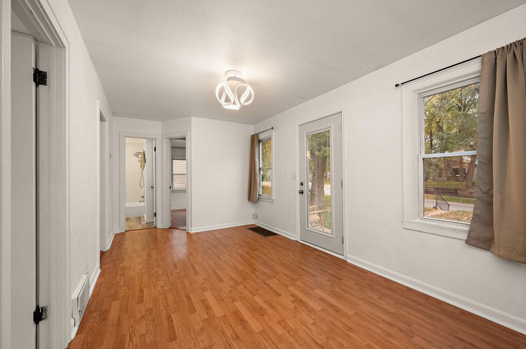 2745 Hampshire Avenue S, Saint Louis Park, MN 55426 — photo 5