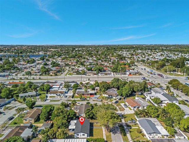 4520 NW 198th St, Miami Gardens, FL 33055