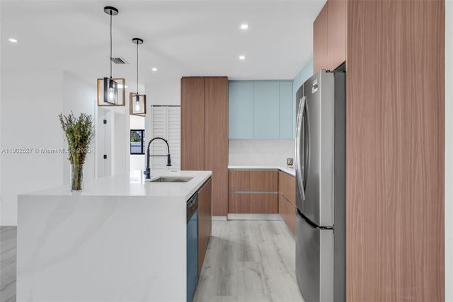 4520 NW 198th St, Miami Gardens, FL 33055