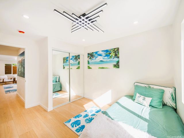 3565 Loulu Street, Honolulu, HI 96822