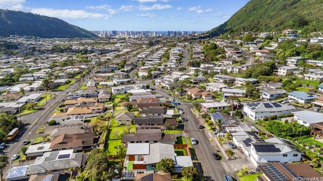3565 Loulu Street, Honolulu, HI 96822
