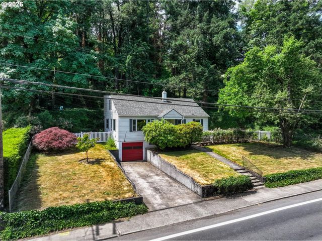 21635 WILLAMETTE Dr, West Linn, OR 97068
