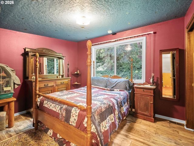 21635 WILLAMETTE Dr, West Linn, OR 97068