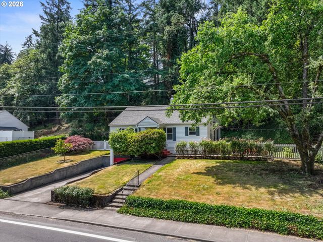 21635 WILLAMETTE Dr, West Linn, OR 97068