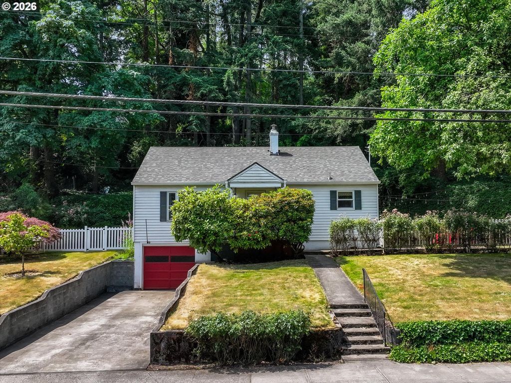 21635 WILLAMETTE Dr, West Linn, OR 97068