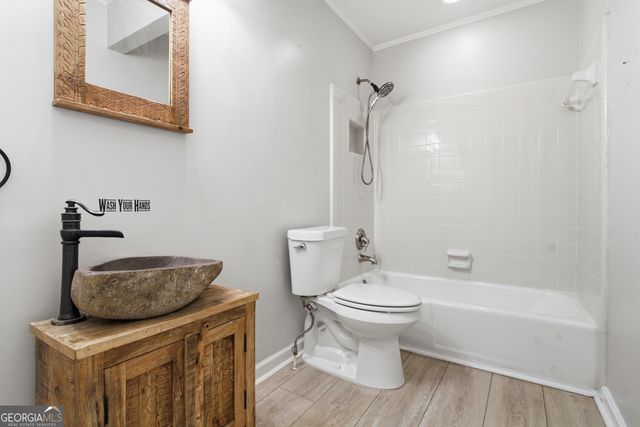 4003 Oakview Court, Alpharetta, GA 30005