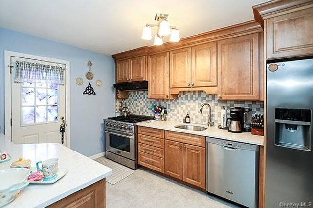 99 Ronkonkoma Boulevard, Centereach, NY 11720