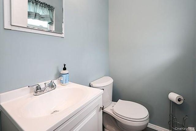 99 Ronkonkoma Boulevard, Centereach, NY 11720