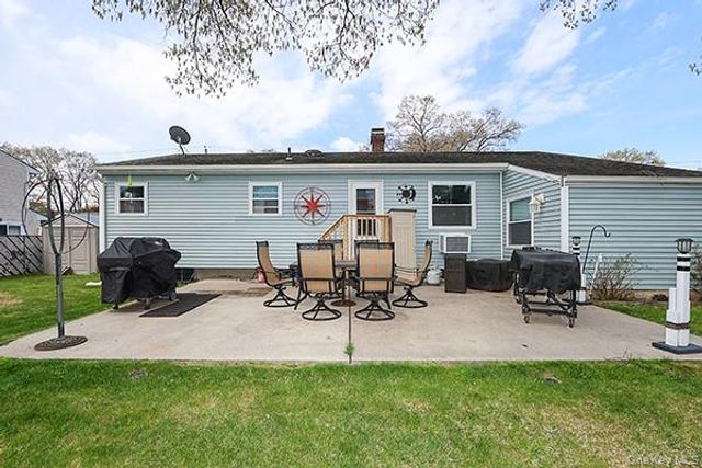 99 Ronkonkoma Boulevard, Centereach, NY 11720