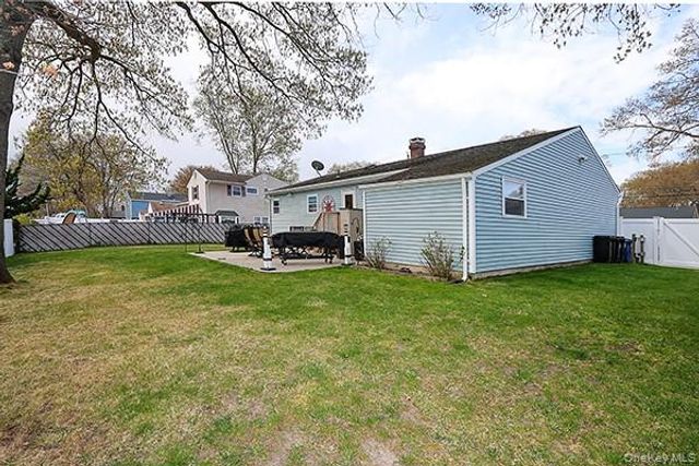 99 Ronkonkoma Boulevard, Centereach, NY 11720