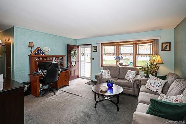 99 Ronkonkoma Boulevard, Centereach, NY 11720