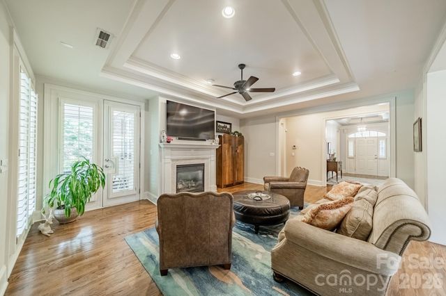 14806 Ballantyne Glen Way, Charlotte, NC 28277