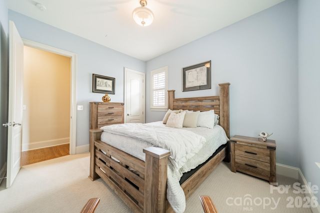 14806 Ballantyne Glen Way, Charlotte, NC 28277